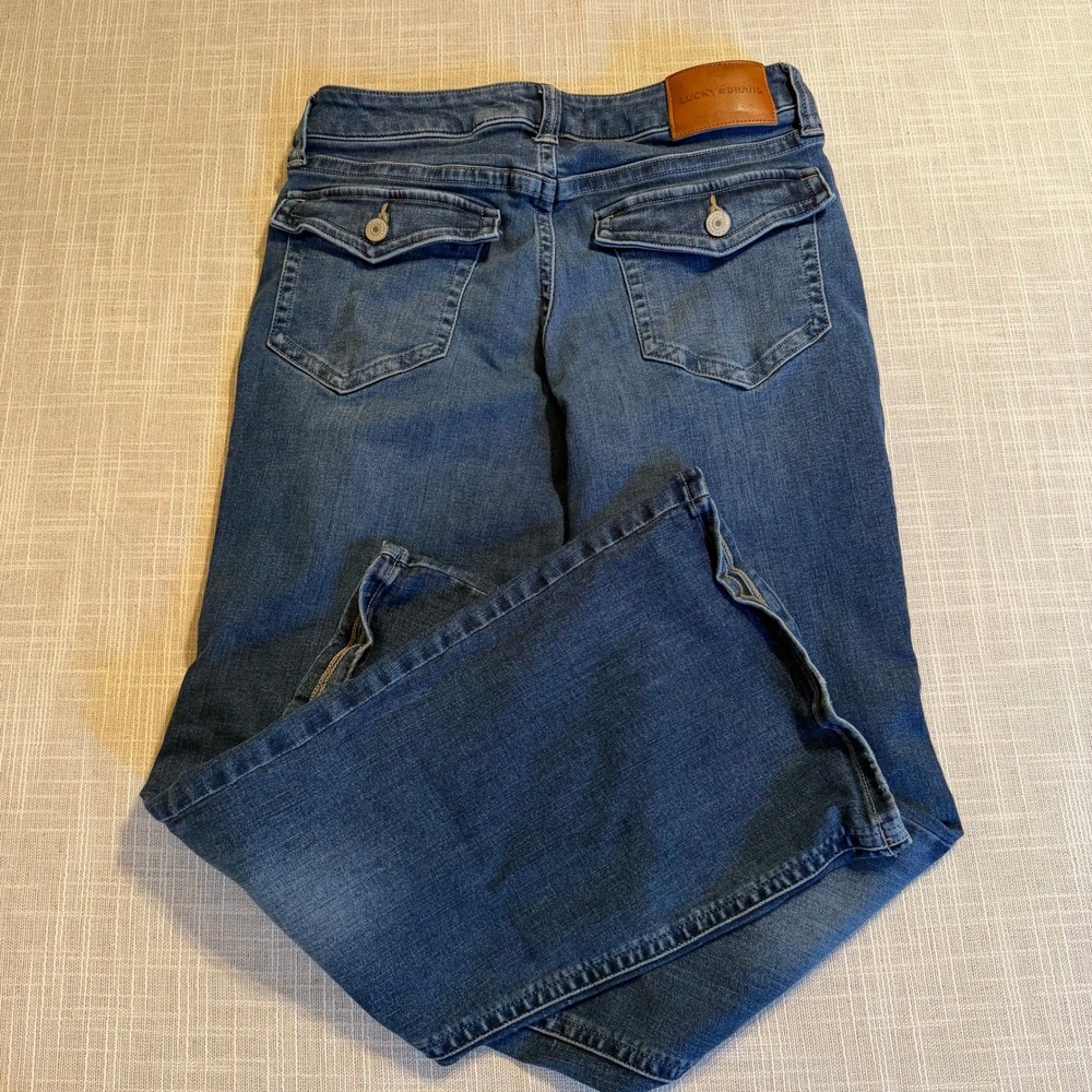 Lucky Brand Women Medium Wash Low Rise Flare Jeans Size 6 28 Blue Stretch Denim